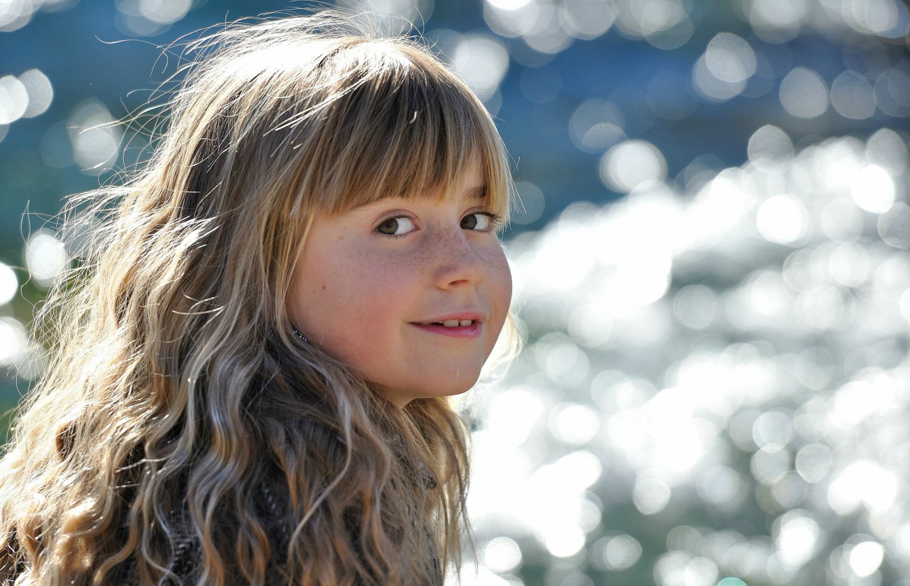 2.bluegirl